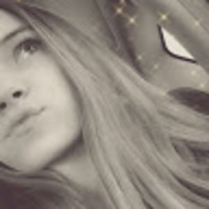 Meet your Posher, Daila